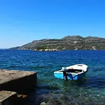 Seaside With A Swimming Pool Tri Zala - Korcula - 558