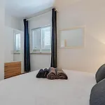 Seaside With A Swimming Pool Tri Zala - Korcula - 558 דירה *